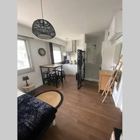 Le 13 Du Temple - Plein Coeur Centre Ville, Privee, 5mn Gare Sncf, Wifi Et Netflix 公寓 *
